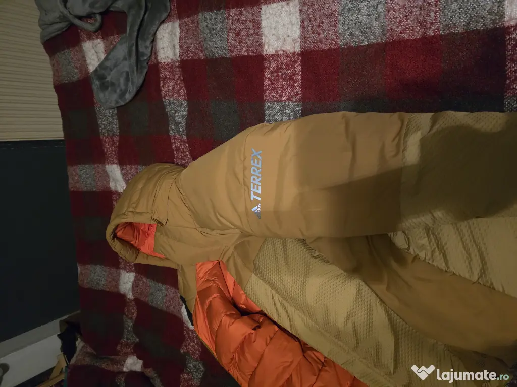 Geaca adidas terrex my shelter 