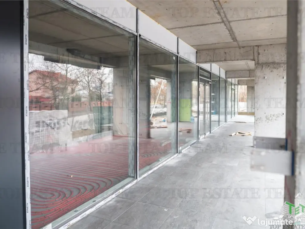 Apartament deosebit 3 camere etaj 9 vedere la lac 