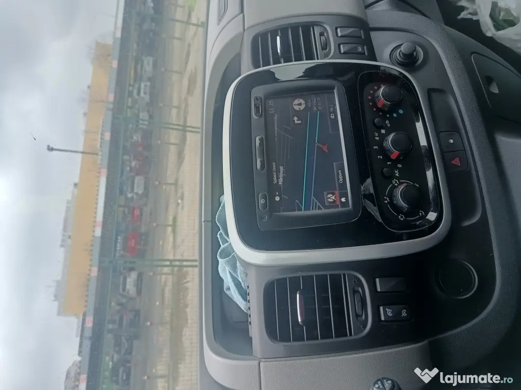 Vând Renault Trafic 2019 