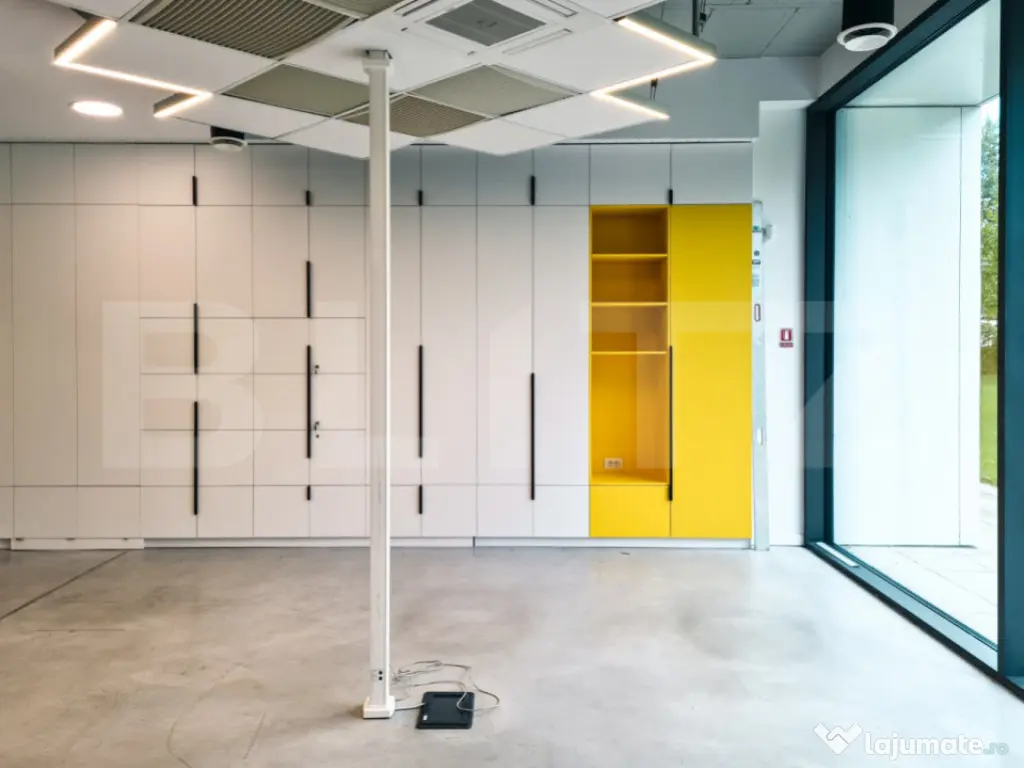 OPORTUNITATE ! Spatiu de birou ,modern, zona Semicentrala 