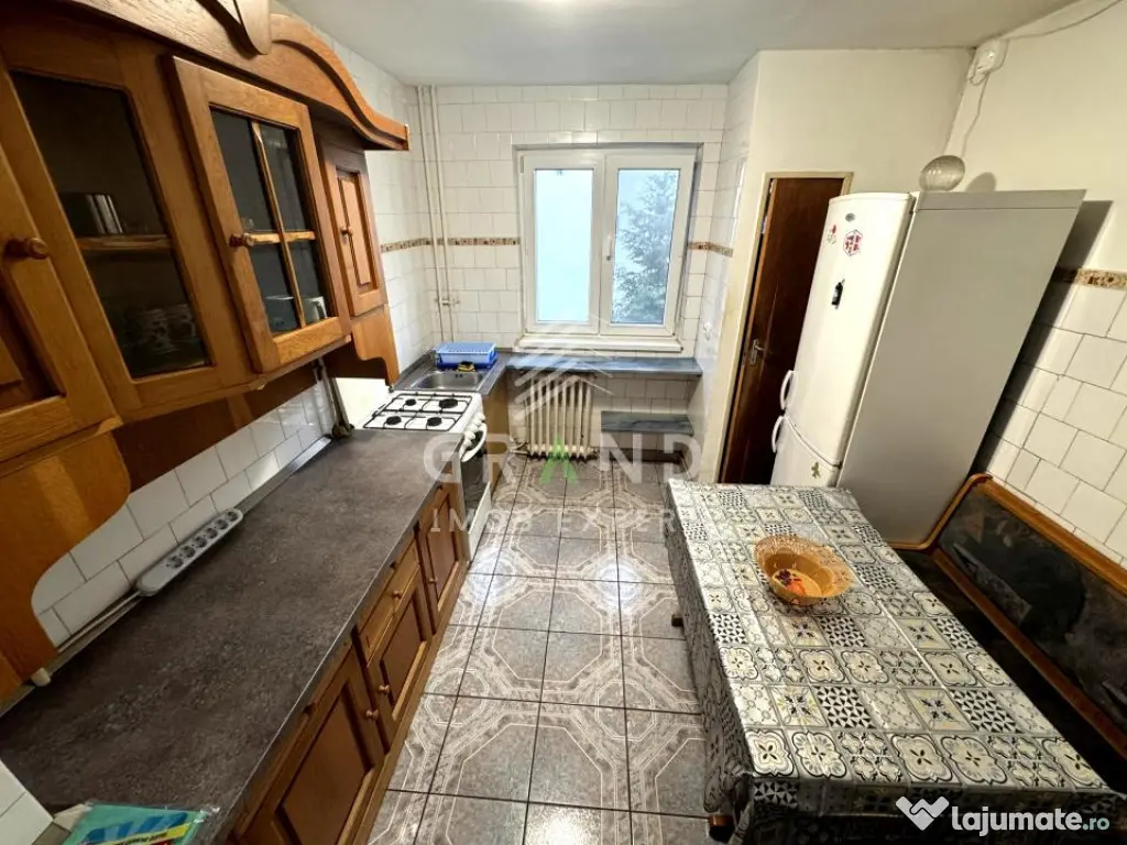 3 camere decomandate | 72 mp | Balcon | Etaj 1 | Manastur | 