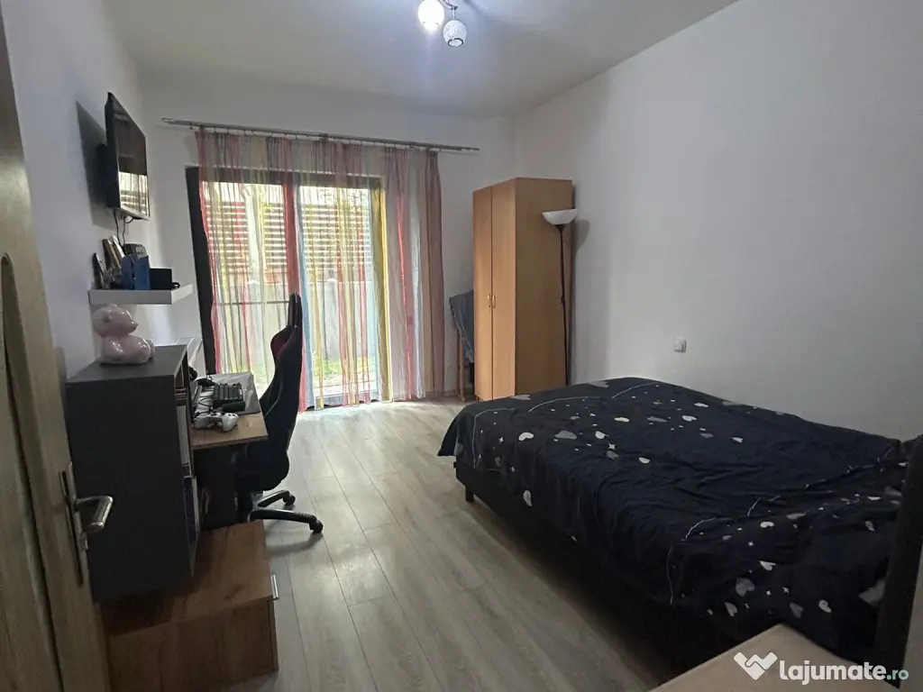 Apartament pe bulevard 