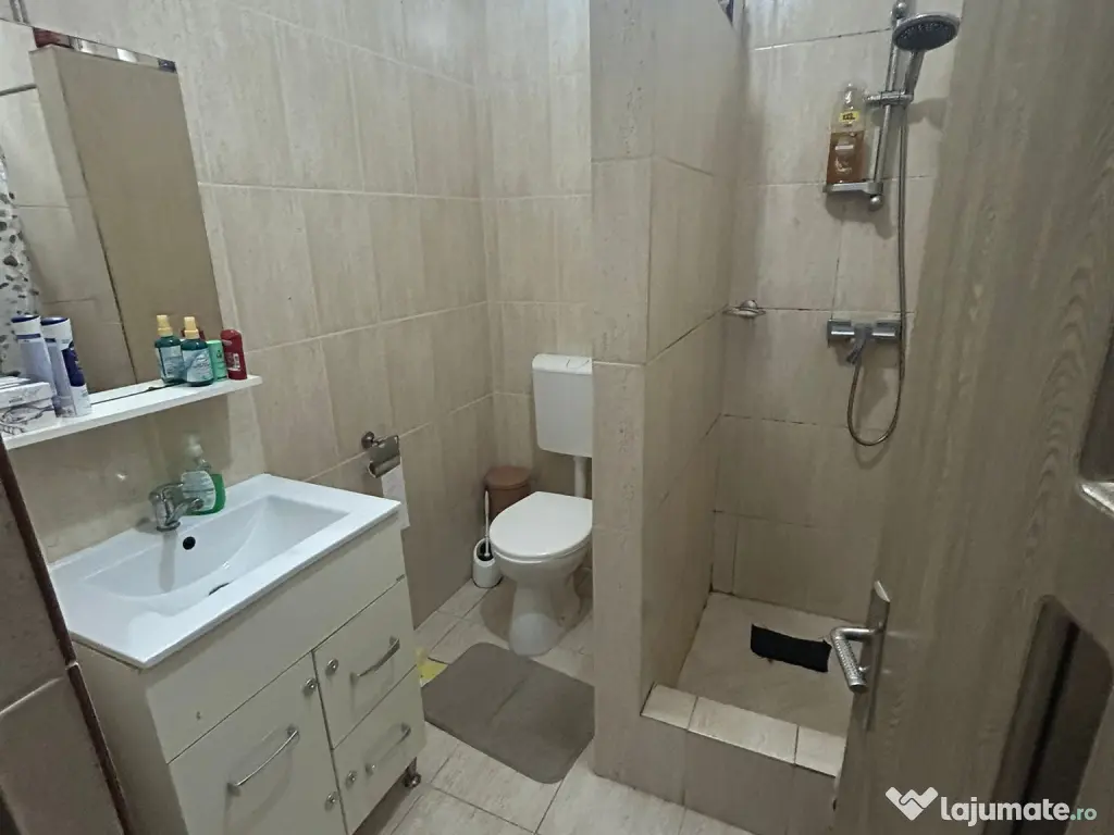 Apartament pe bulevard 