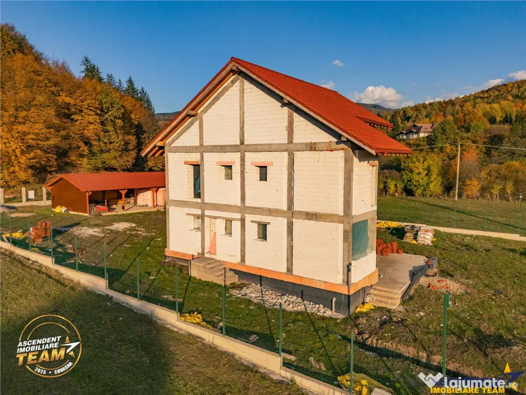 FILM! Vila intr-un peisaj mirific, cu 2.900mp teren, Covasna 