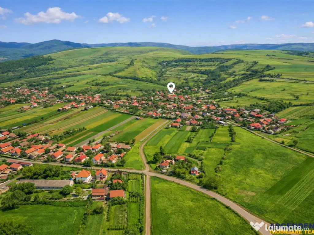 Film! Teren apreciabil, 2.819 mp casa, Mereni, Covasna