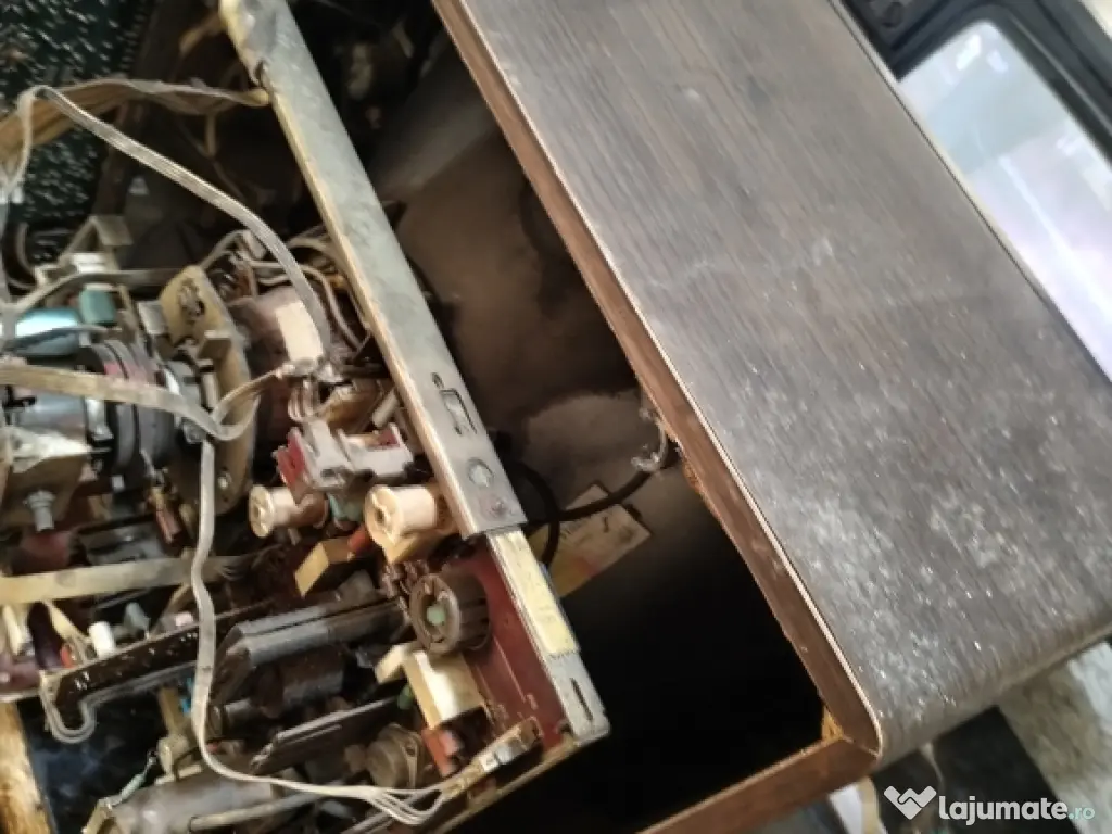 TV color Elcrom cu tub cinescop 