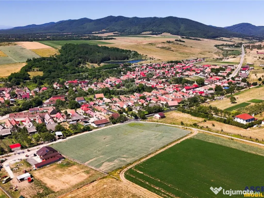FILM! 1.400 mp, teren intravilan, in Maierus, Brasov
