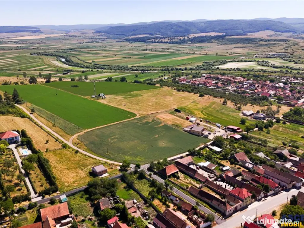 FILM! 1.400 mp, teren intravilan, in Maierus, Brasov