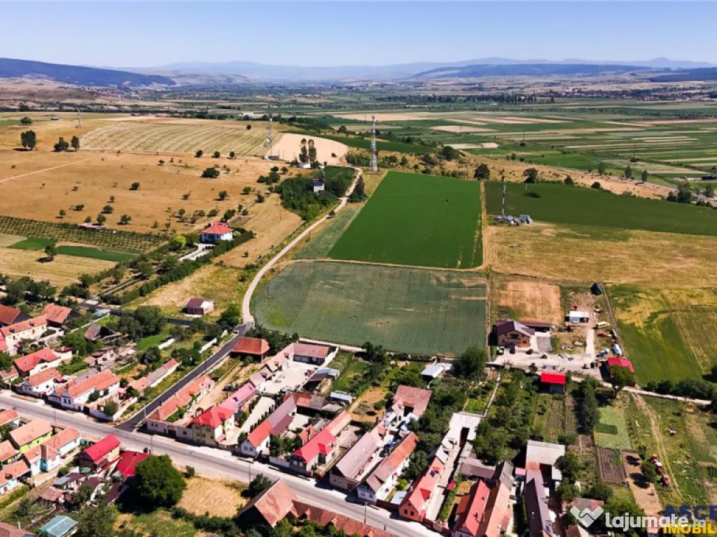 FILM! 1.400 mp, teren intravilan, in Maierus, Brasov