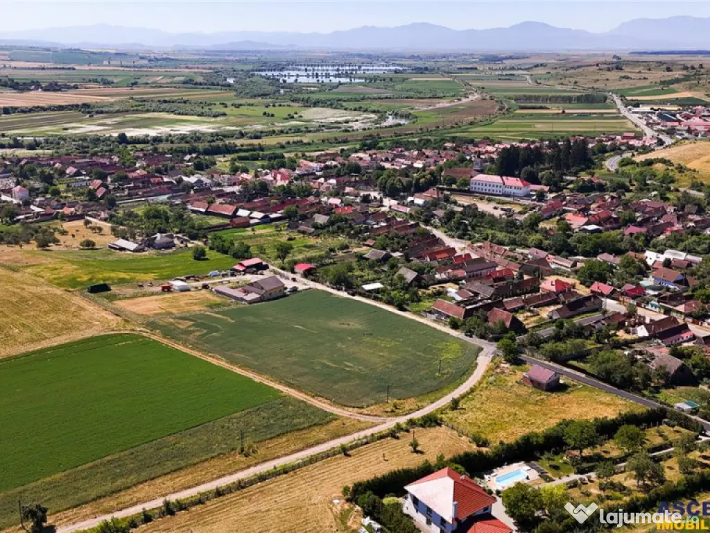 FILM! 1.400 mp, teren intravilan, in Maierus, Brasov