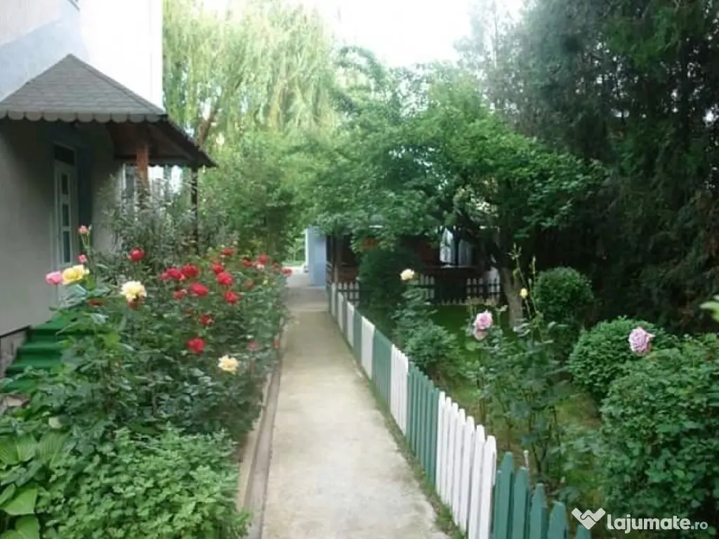 Mamaia Sat – Vila P+2 mobilata si utilata 