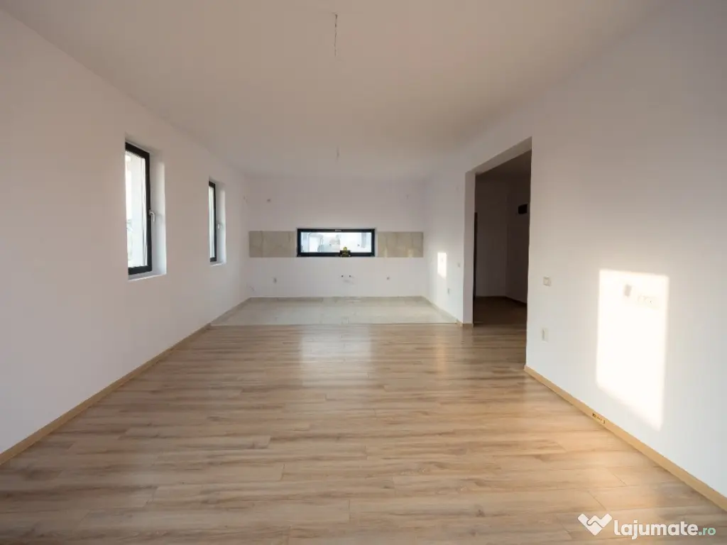 Casa individuala finalizata 4 camere Dimieni-Balotetsi, 510 mp curte 