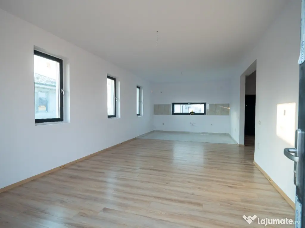 Casa individuala finalizata 4 camere Dimieni-Balotetsi, 510 mp curte 