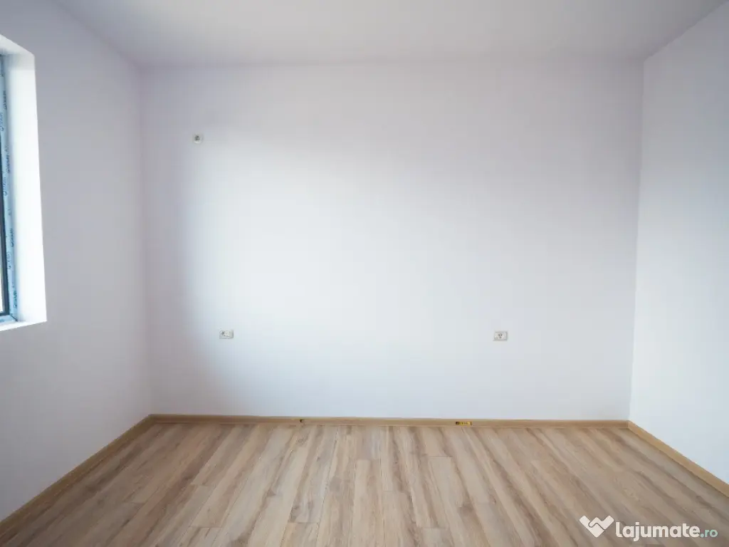 Casa individuala finalizata 4 camere Dimieni-Balotetsi, 510 mp curte 