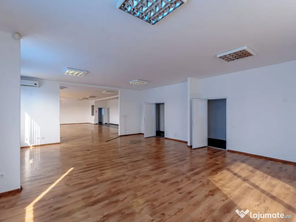 Spațiu comercial 333 mp