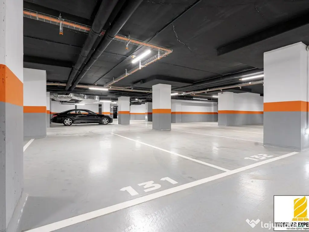 Herastrau: Penthouse 391 mp 7 Camere concept unic. 