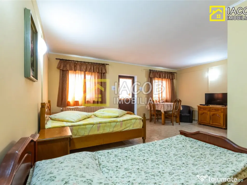 Pensiune cu 15 camere de cazare, restaurant, corpuri adminis 