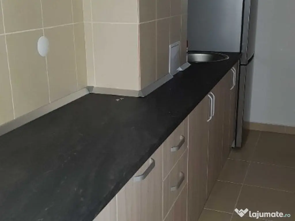 2 camere in Calea Sagului aproape de policlinica Regina Mari 