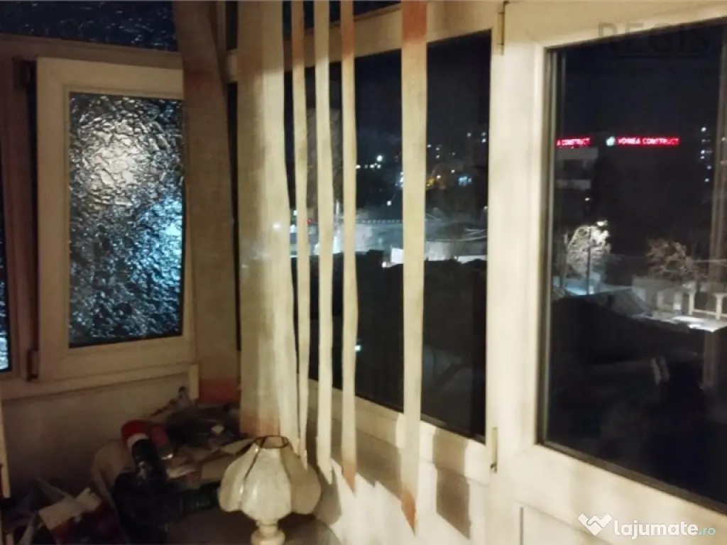 Apartament 2 camere semidecomandat Brosteni Buzau 