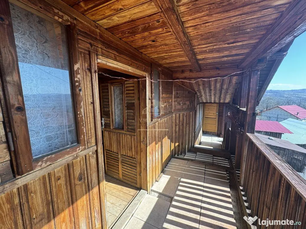 CASA 3 CAMERE+ANEXA 2 CAMERE GARAJ TEREN 2430MP BEREVOIES... 