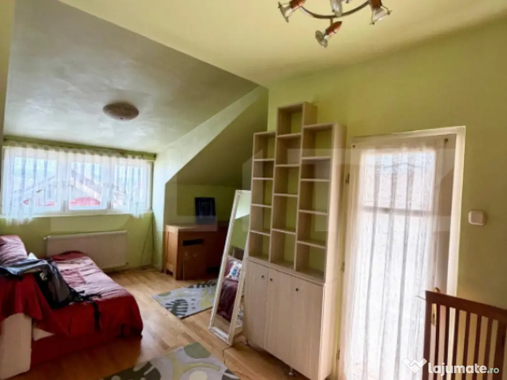 Apartament 3 camere in vila, 76.7 mp, zona Andrei Muresanu