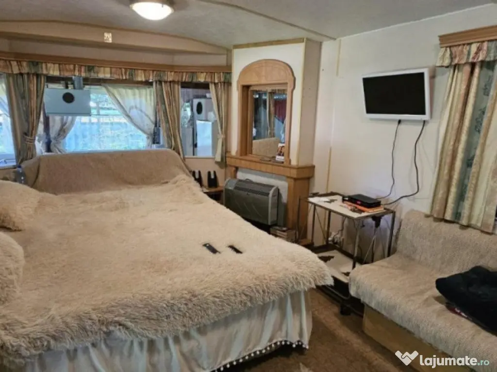 Casa de vacanta, 3 camere, teren 838 mp, 110 mp, Marisel