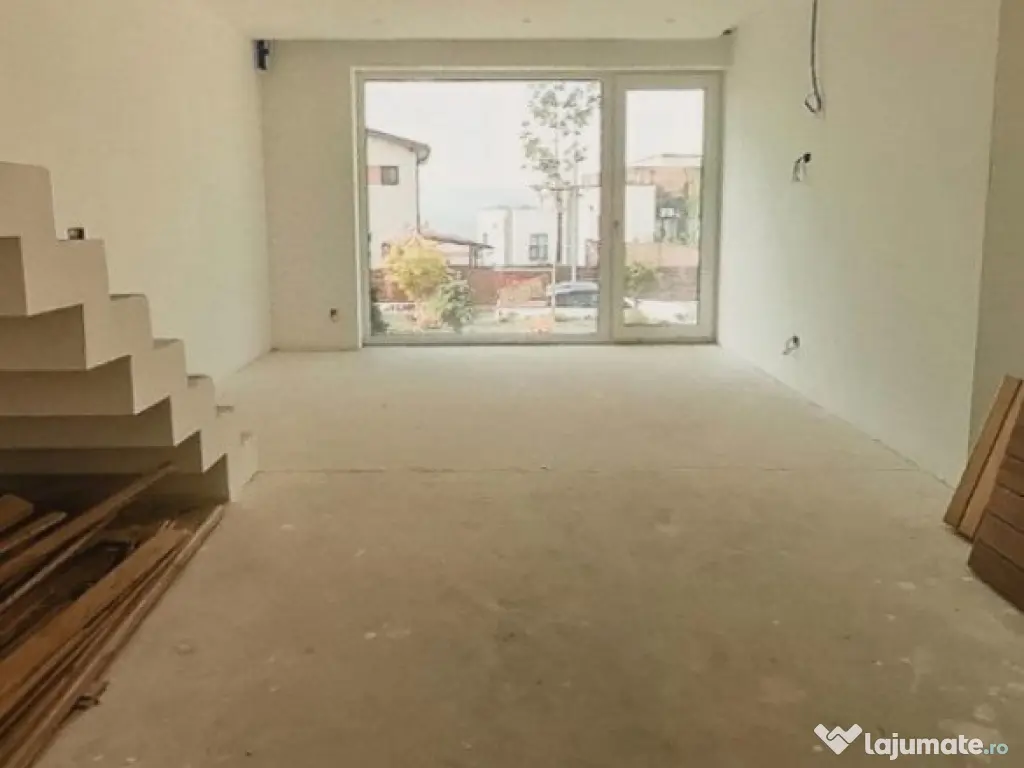 Ansamblucase lux, 4 camere, 120mp utili, panorama superba z 