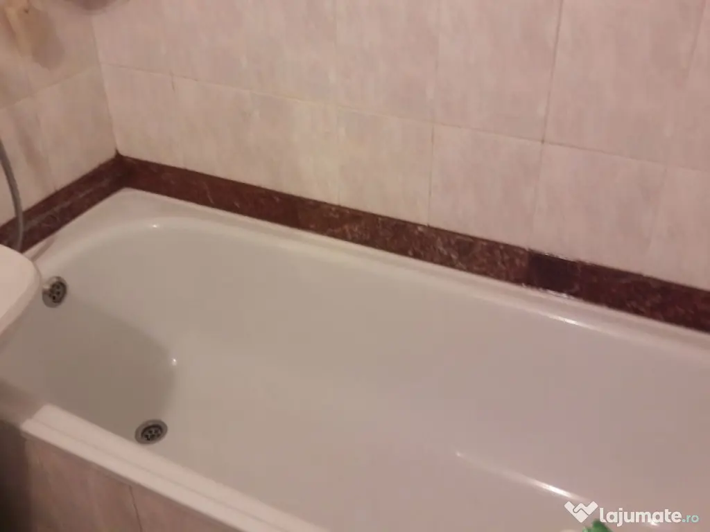 Inchiriez apartament cu 2 camere in zona Andrei Muresanu