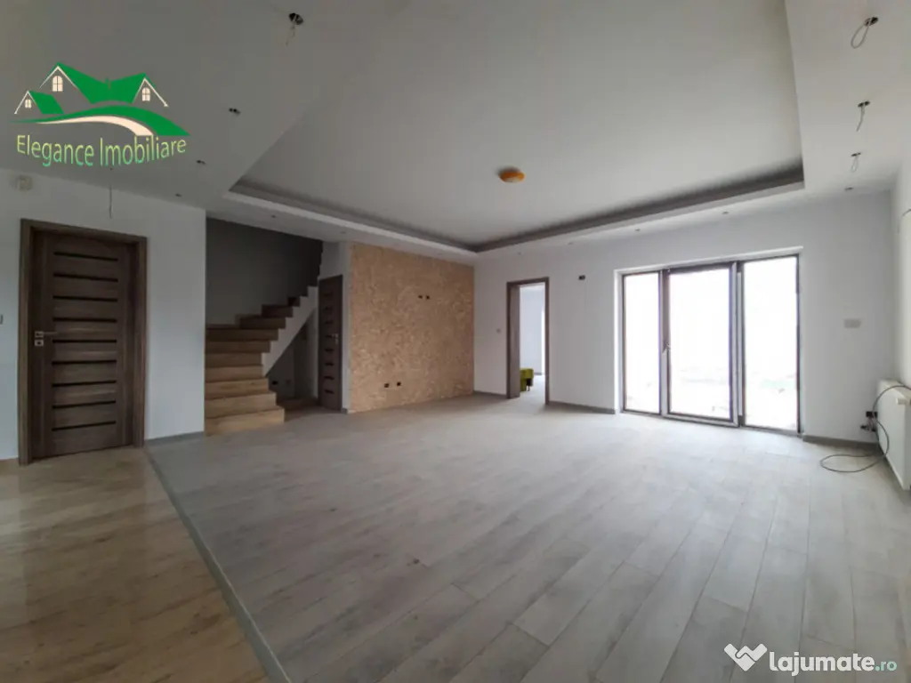 Duplex modern cu locuință secundară și curte amenajată,