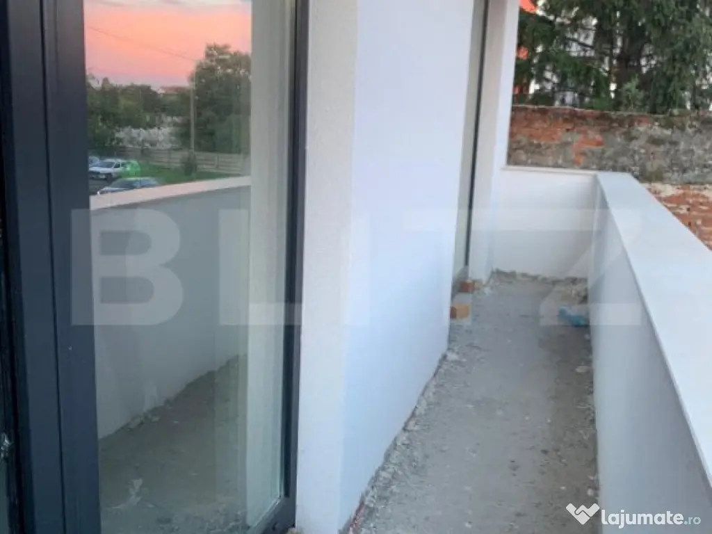 Cladire noua, 640 mp, P+2+M, zona Calea Sagului