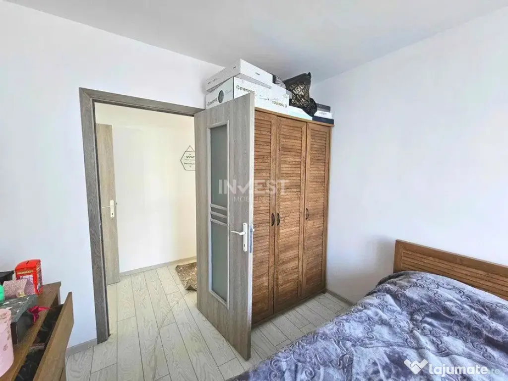 Apartament 3 camere-etajul 2-67mp-Podu Ros-Palas Mall