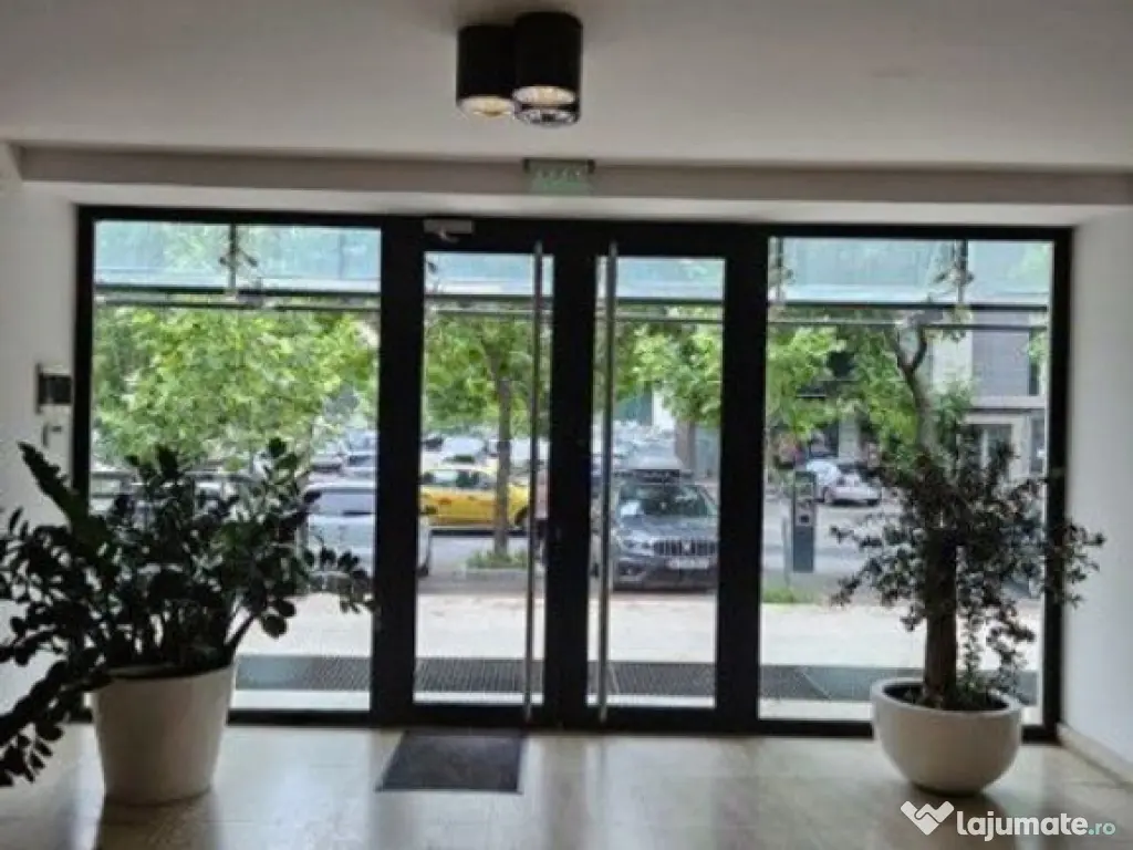 Zona Unirii 85 mp open space excelent horeca