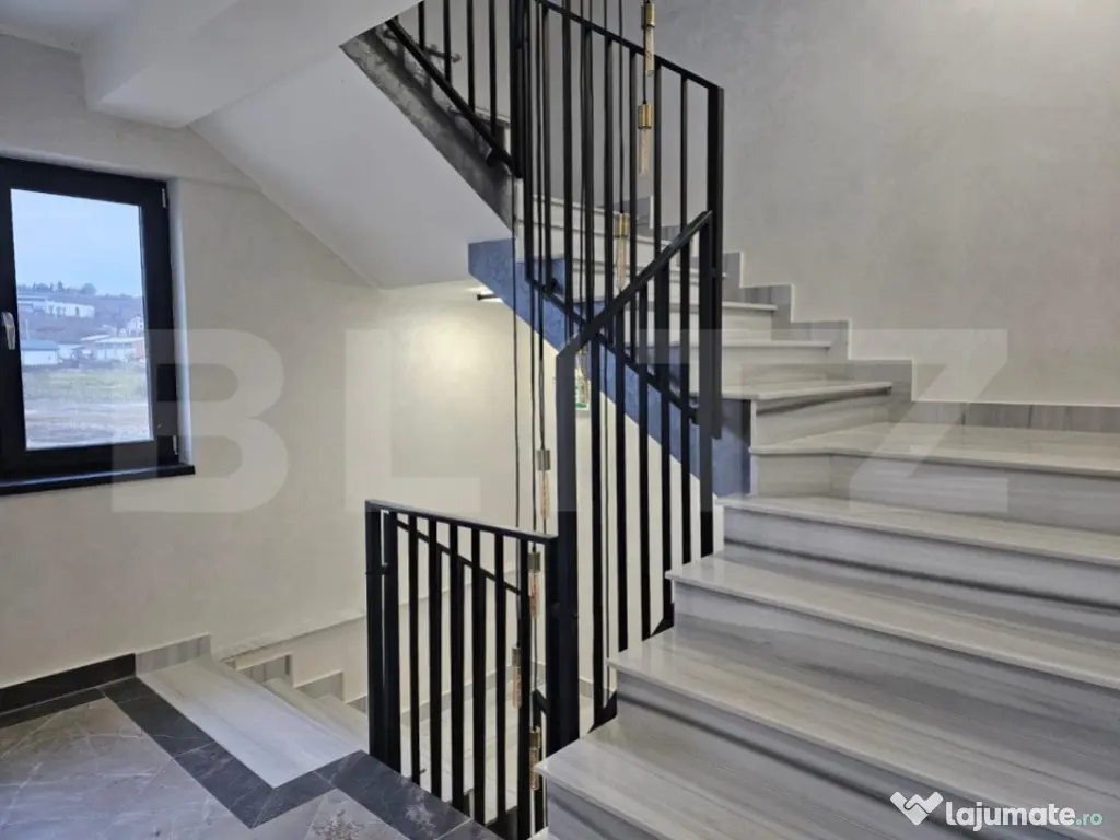 Apartament Elegant cu 3 Camere în Complex Rezidențial de L