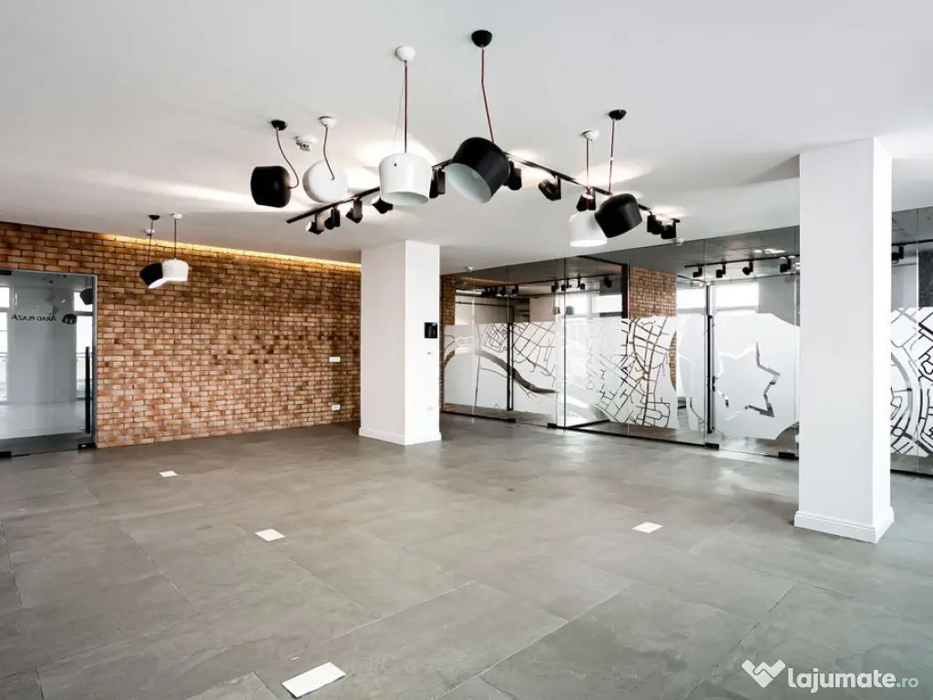 De vânzare spațiu de birouri ultracentral Arad Plazza