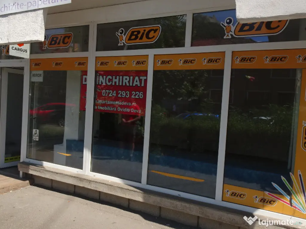 Inchiriez comercial in Deva, zona Horea, suprafata utila 40 mp,
