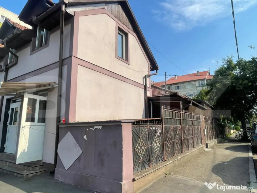 Proprietate versatilă, cartier Rogerius