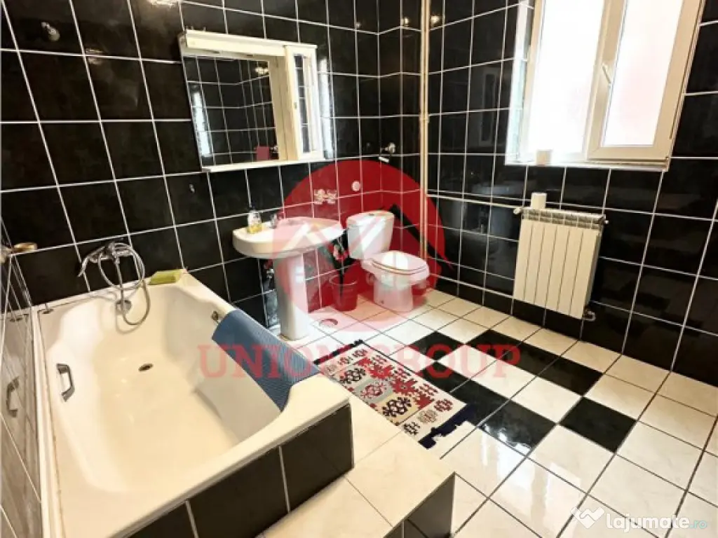 Casa D P 1E M cu teren de 471 mp, localitatea Ovidiu aproape 