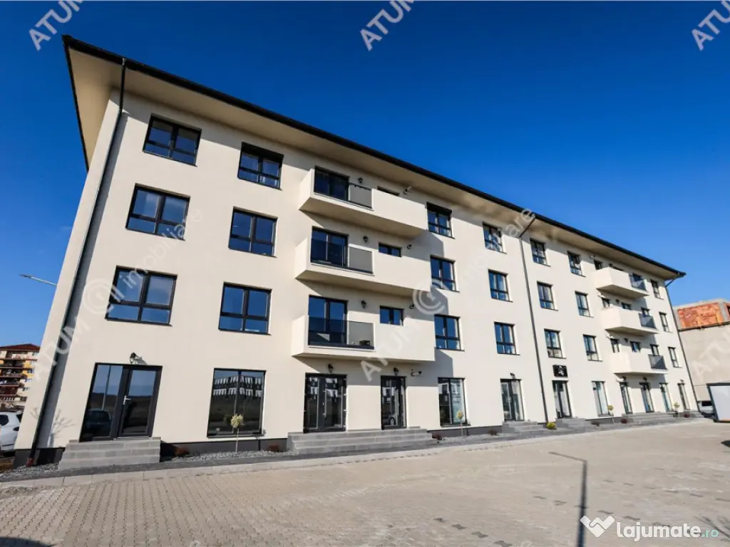 Apartament cu 3 camere balcon loc de parcare zona Doamna St 