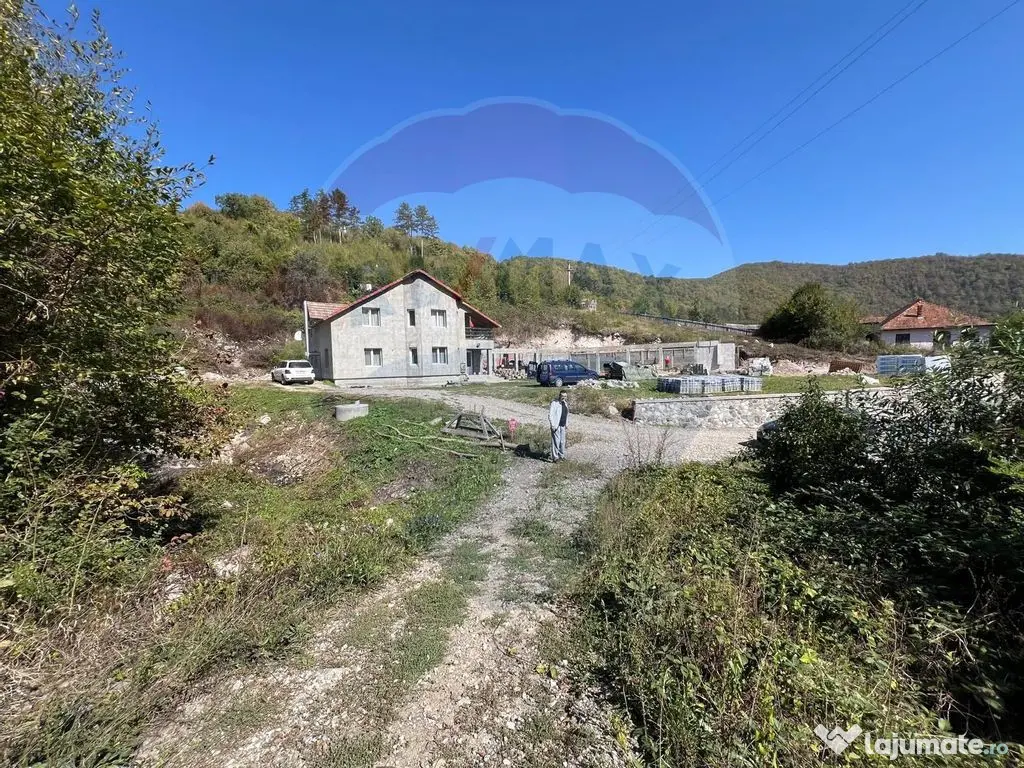 Teren intravilan Buru | ideal agrement, activități outdoor 