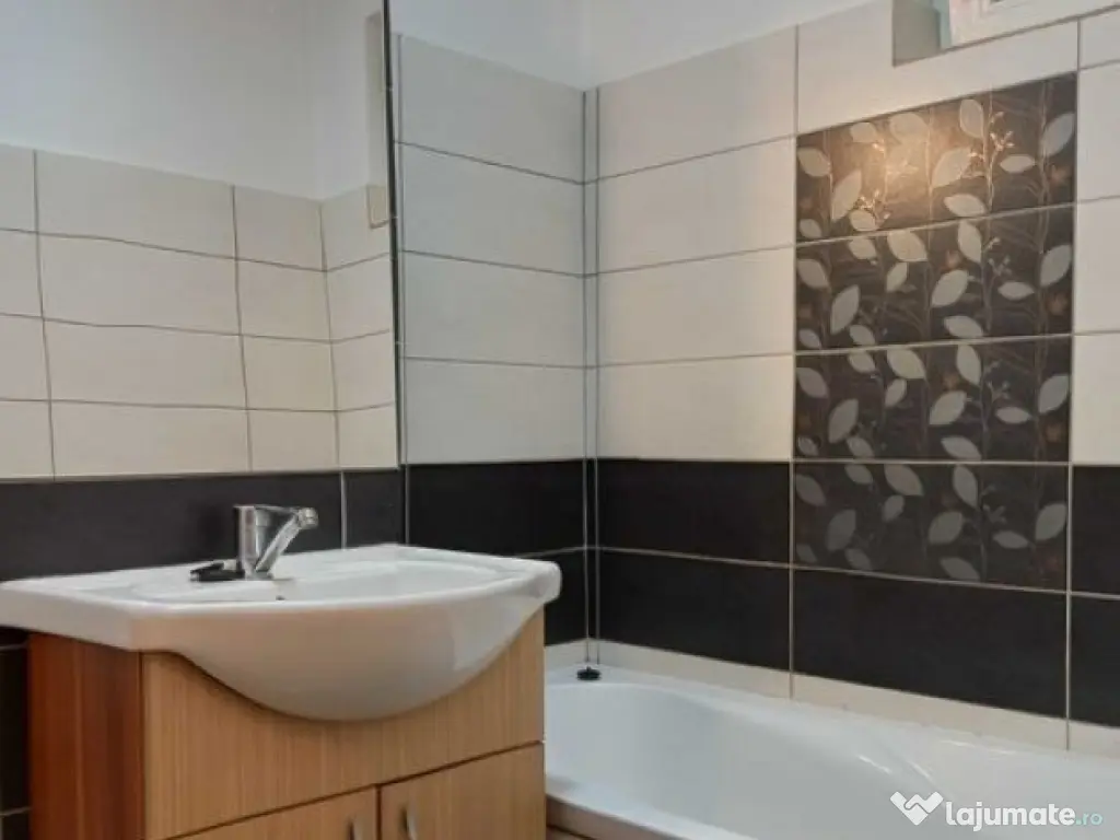 2 camere zona Eminescu 