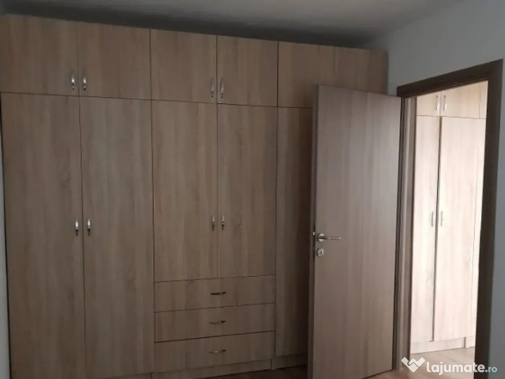 2 camere zona Eminescu 