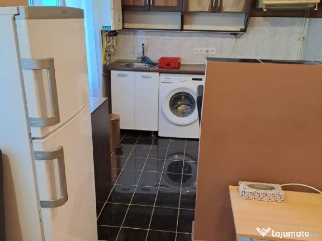 Apartament de vanzare, zona Zamfirescu 