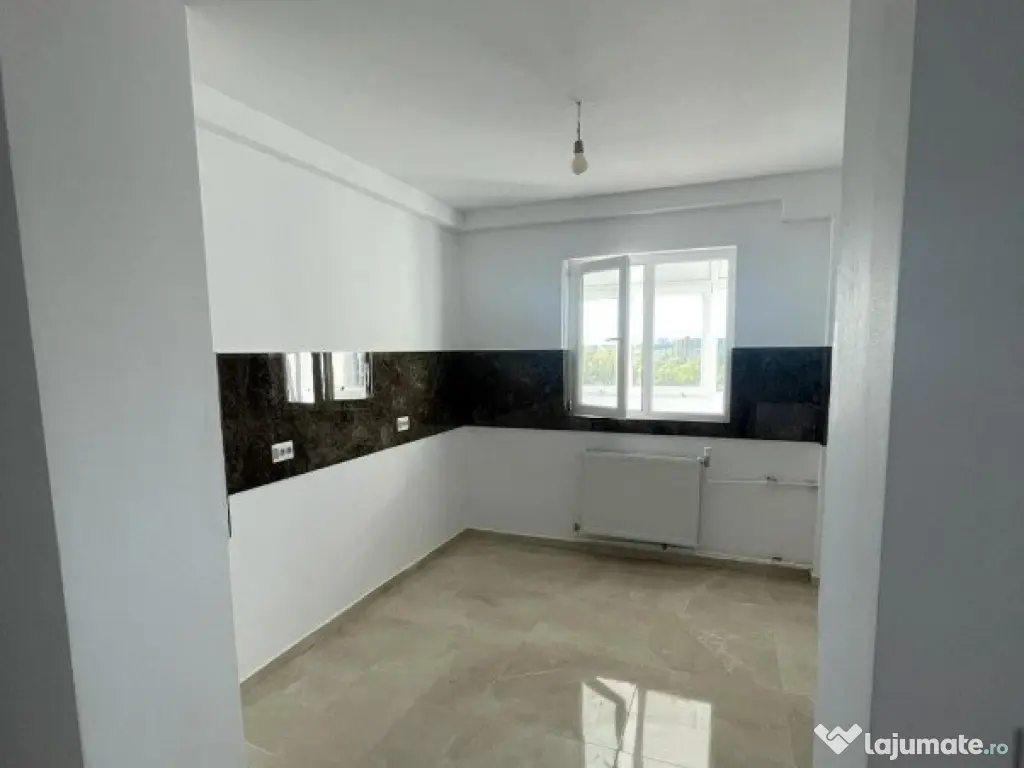 Titan, Piata Salajan, Apartament 3 camere, Complet Renovat!