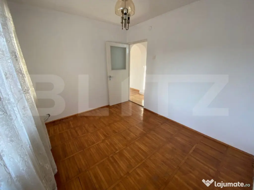 Apartament 2 camere, zona Sfanta Vineri