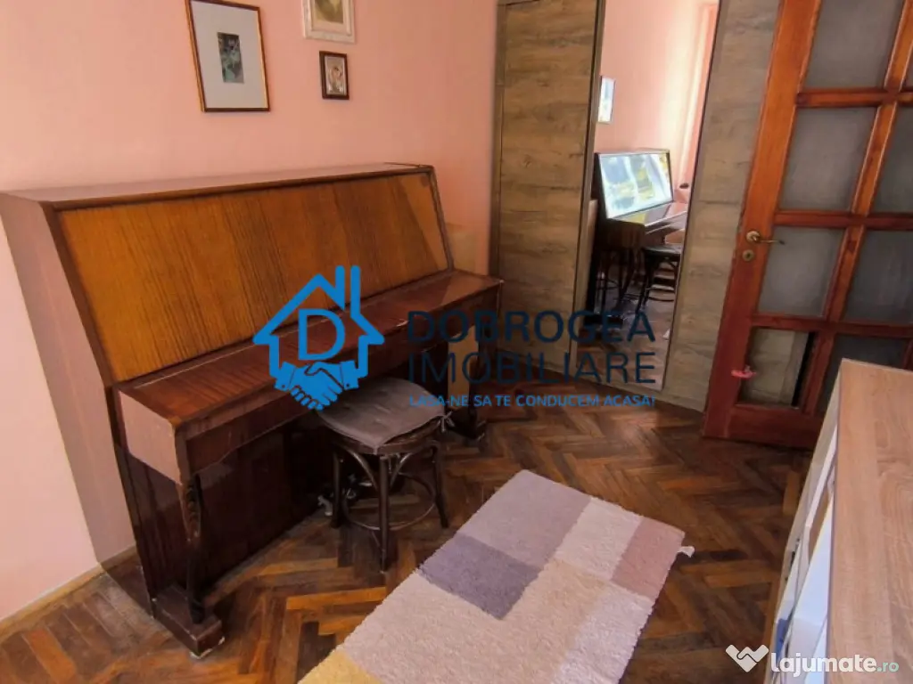 APARTAMENT 3 CAMERE, ETAJ 3 ,58 mp MOBILAT SI UTILAT