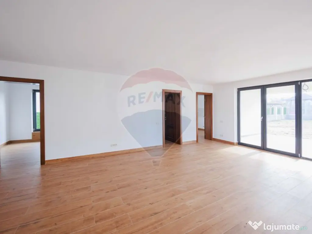 Casă de vânzare pe un nivel în Cartierul Tineretului, ...