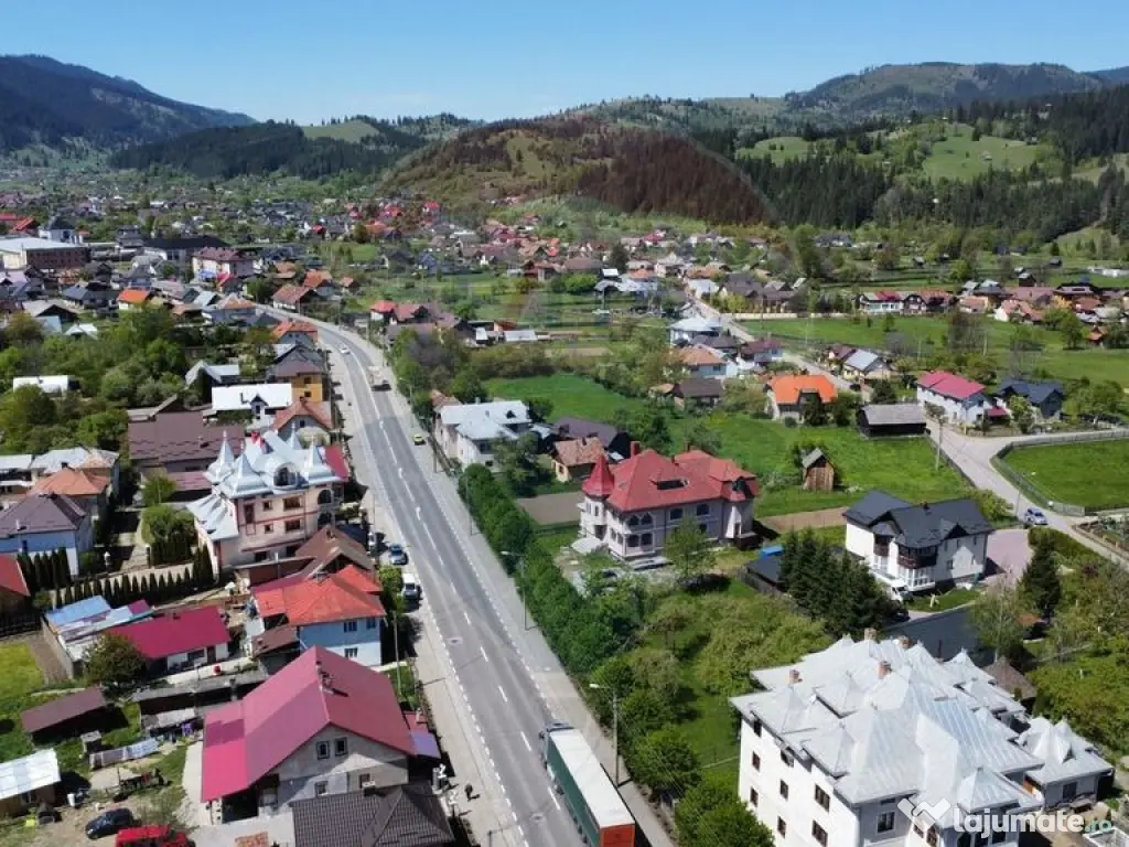 Pensiune/Casă cu 18 camere de vânzare în Campulung Mol... 