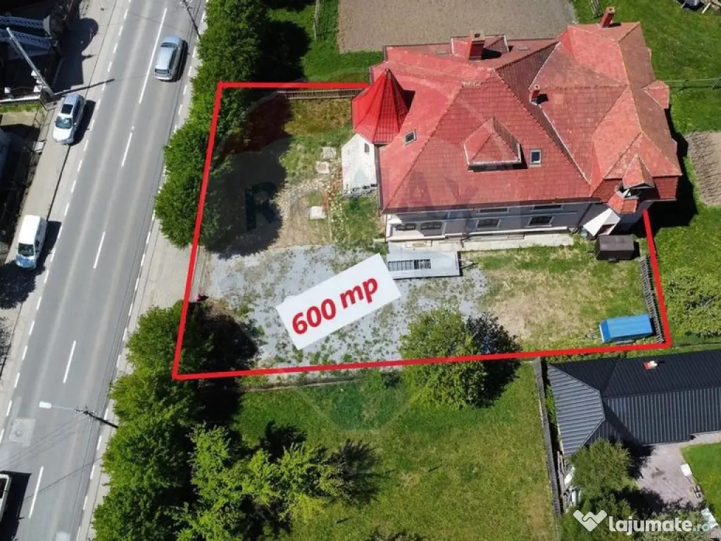 Pensiune/Casă cu 18 camere de vânzare în Campulung Mol... 