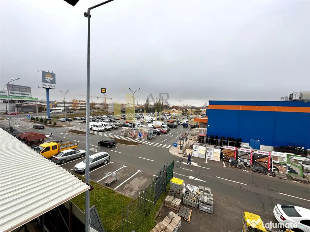 Spatiu conercial S P 2E, in Ploiesti, zona bariera Bucov/ D