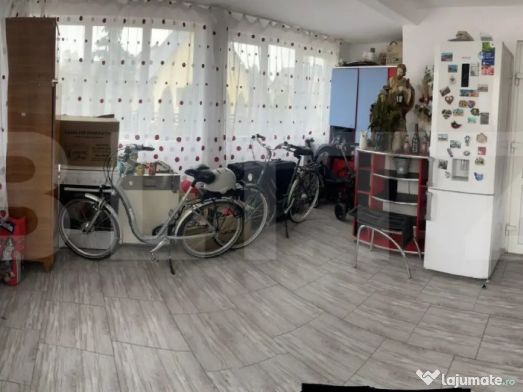 Oportunitate!!! Casa cu 6 camere, 200mp utili, Radauti 